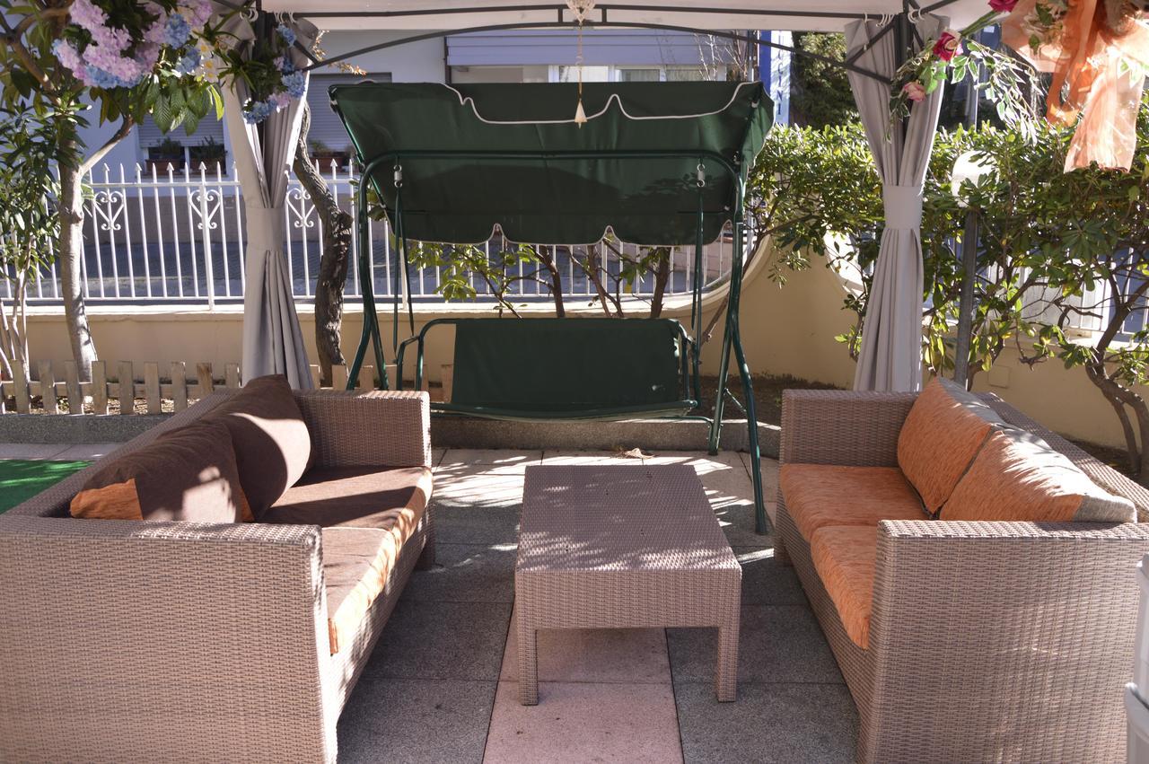 Hotel Fucsia ริชโชเน ภายนอก รูปภาพ